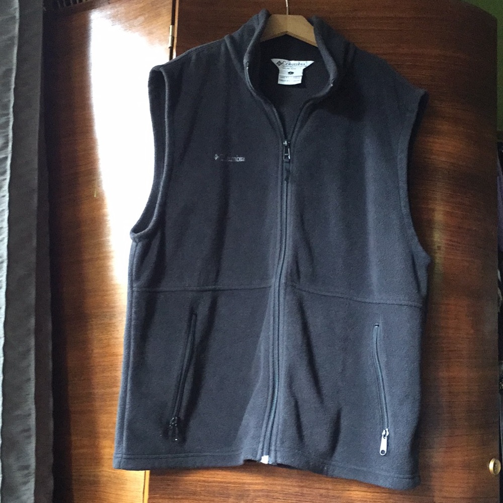 Columbia vest